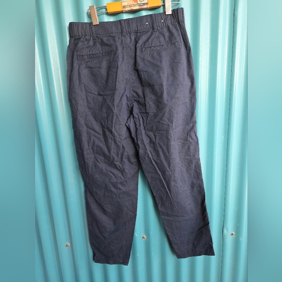 Uniqlo Black Chinos Versatile Comfort - Picture 6 of 8